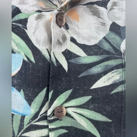 Tommy Bahama 100% Linen Black Floral Hawaiian Shirt Size XL - Picture 6 of 6